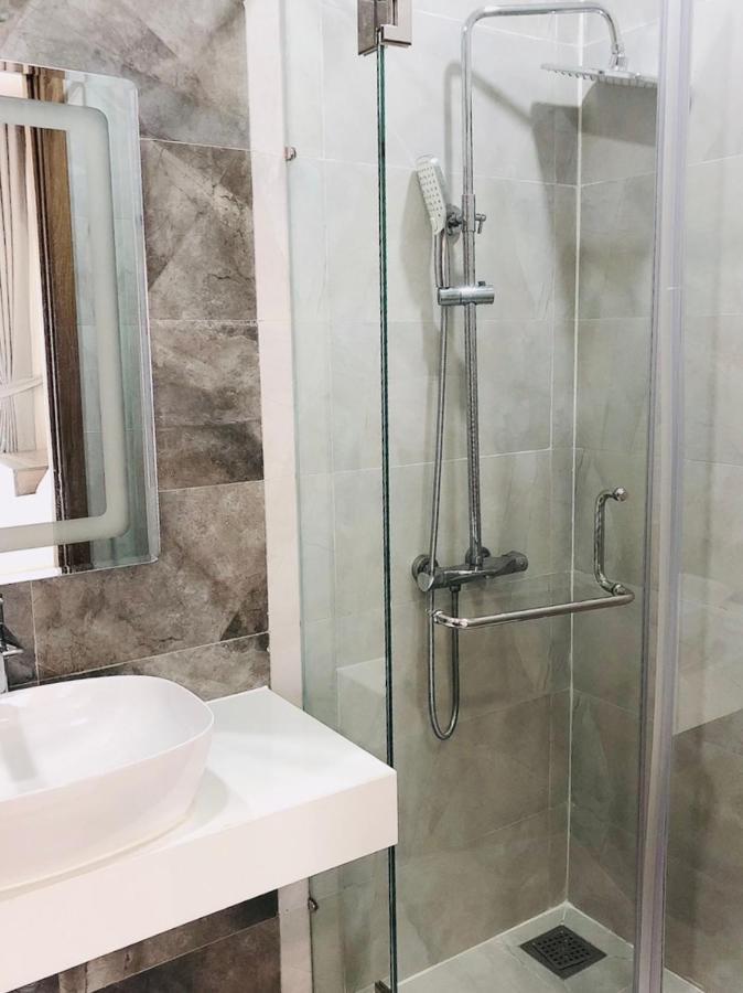 Homestay Grand World Дуонг-Донг Экстерьер фото